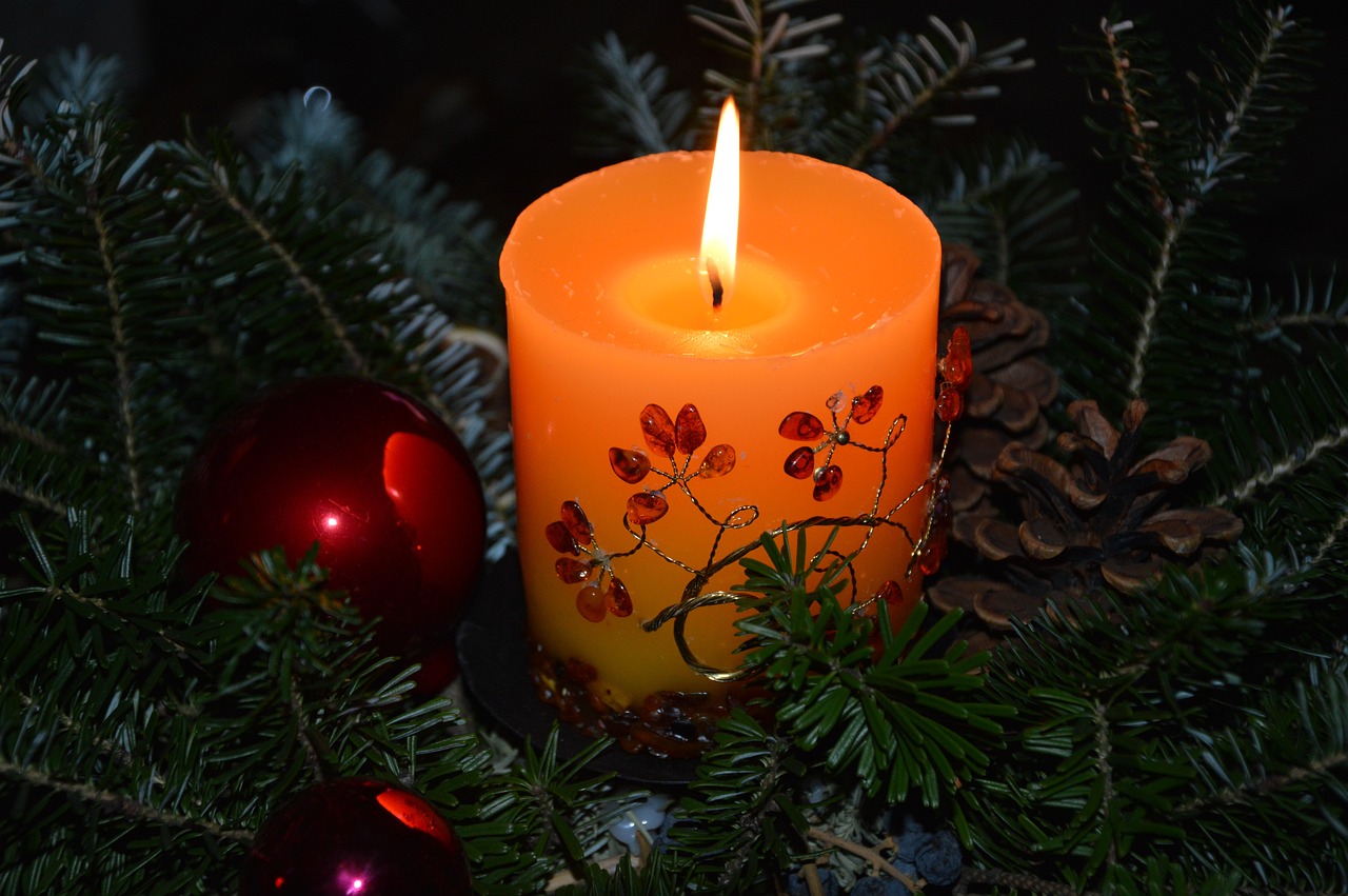 christmas, advent, christmas arrangement-1075128.jpg